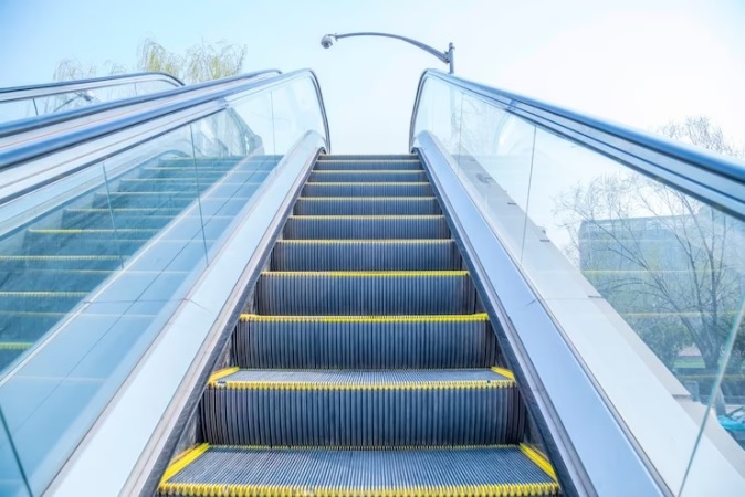 solar-powered-elevator-market